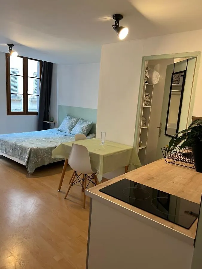 Appartotel 1 Espalion Appartement