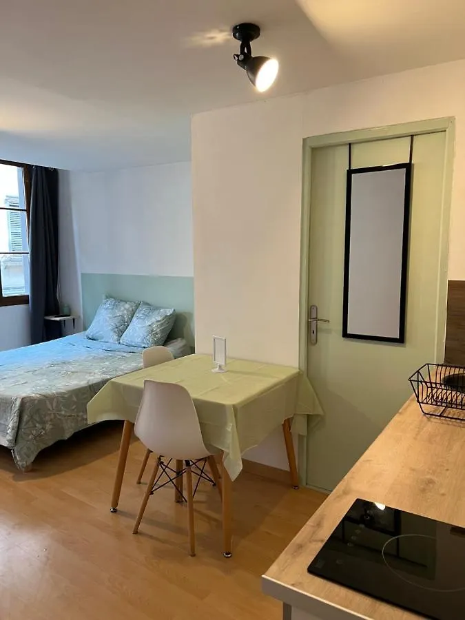 Appartotel 1 Espalion Appartement
