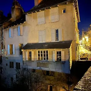  Hébergement de vacances Au Pont Vieux